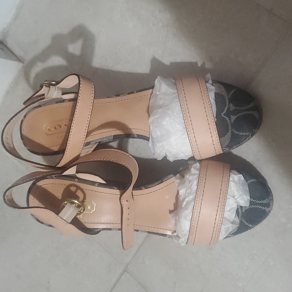 Coach Kori Denim Bleeker Rare Coach Wedges. - Picture 4 of 10